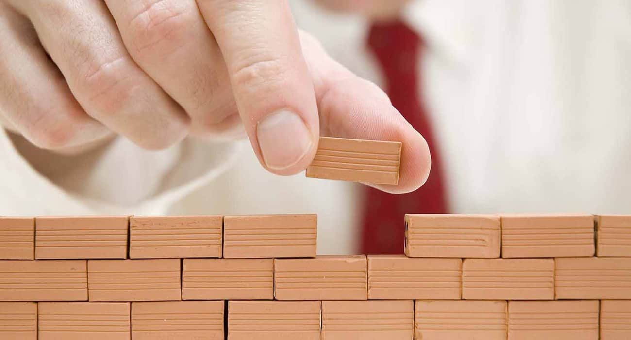 What Can a Party Wall Delay Actually Cost a Project Petersfield?